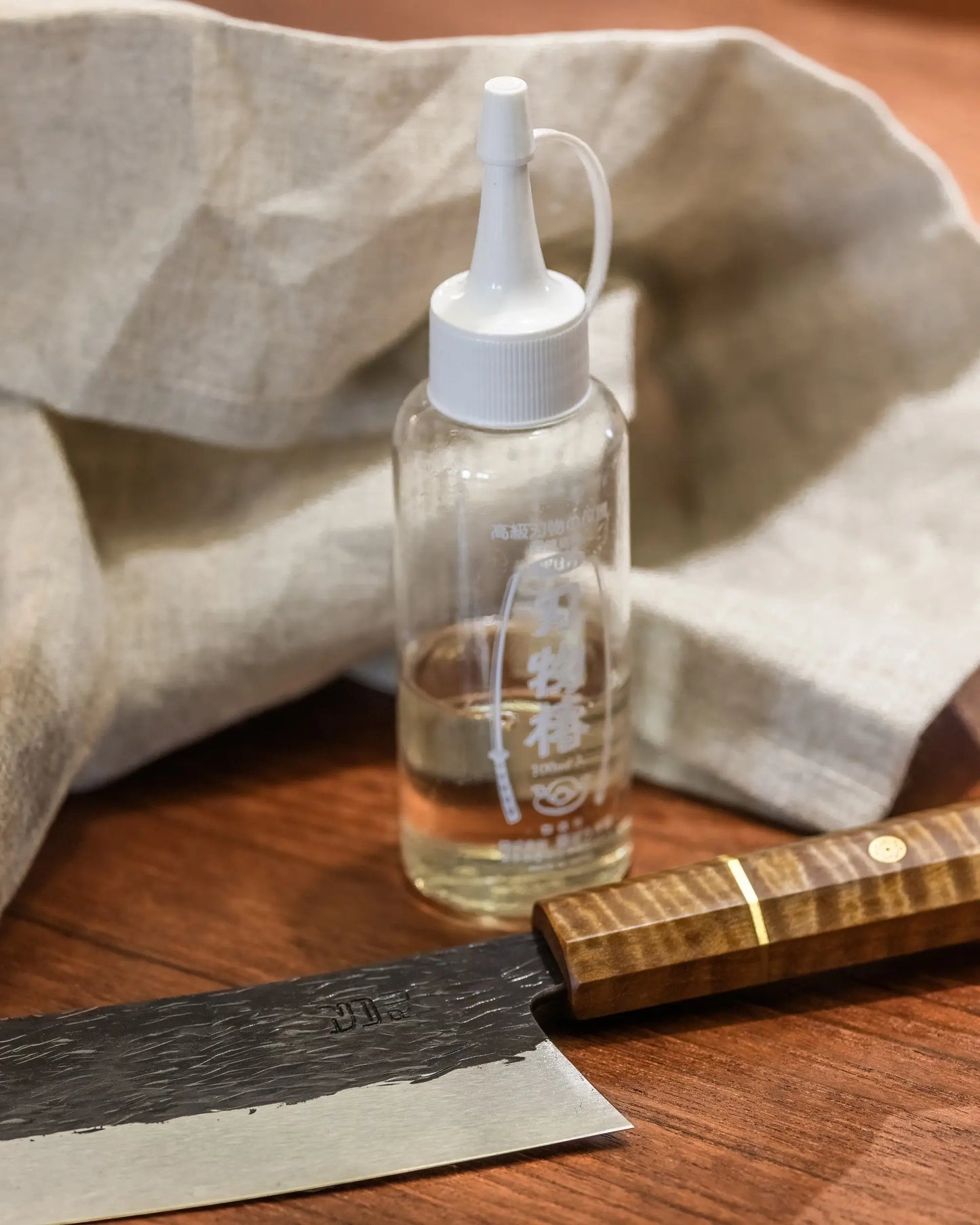 Huile de camelia Tsubaki TSURU COUTEAUX